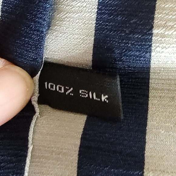 Retro Vertically STRIPED SILK TIE by Mondo Uomo. - Picture 7 of 7